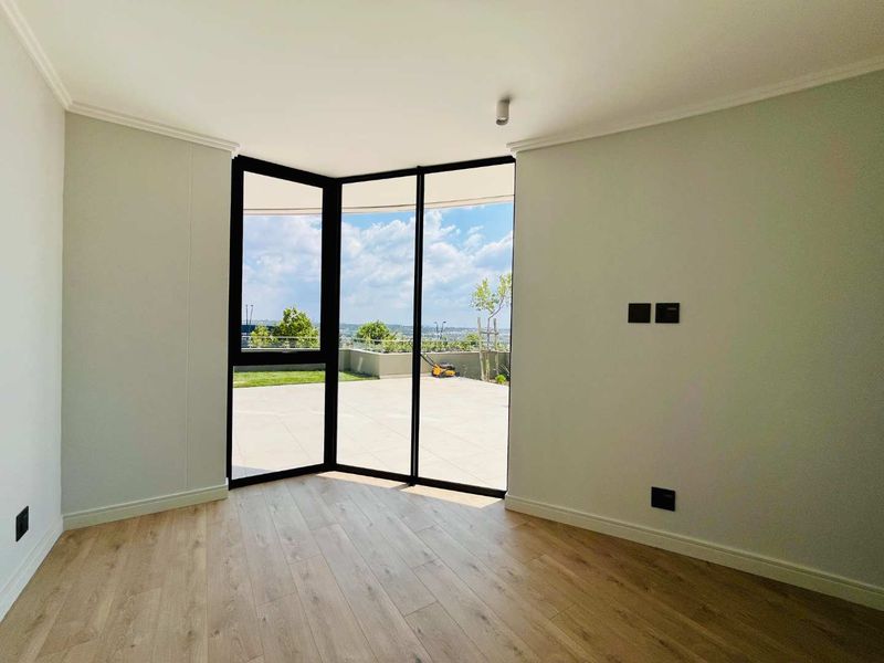 one of kind 2 bedroom ground floor apartment for sale at Ellipse - Photo 8