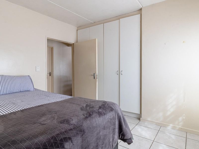 Cozy 2 Bed, 1 Bath Ground Floor Apartment – Feels Just Like Home - Photo 9