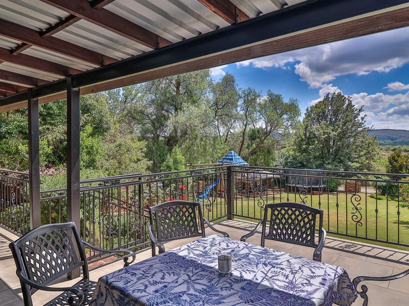 Luxury 4-Bedroom Estate Home on 4 Stands with 9 Garages – Vaaloewer - Photo 10