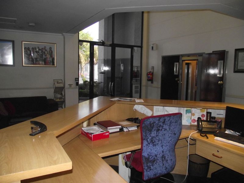 OFFICE BLCOK FOR SALE IN ASHLEA GARDENS - Photo 7