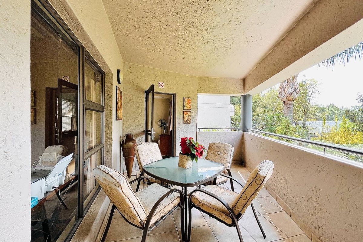 Serene Living in a Charming Fully Furnished Home in Benmore Gardens - Photo 5