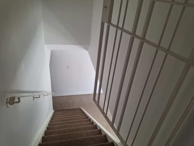 A LOVELY 1.5 BEDROOM TOWNHOUSE - Photo 8