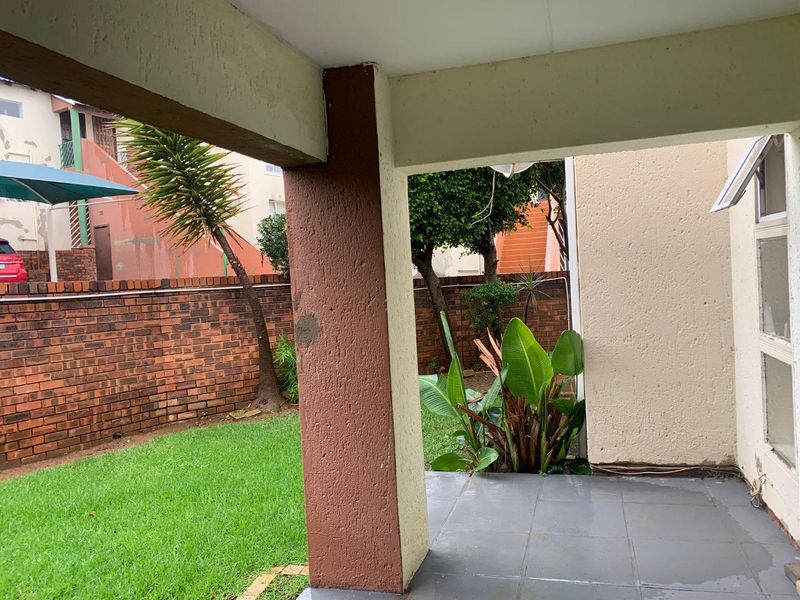 Stunning 3-Bedroom Apartment for Sale in Winchester Hills - Photo 2