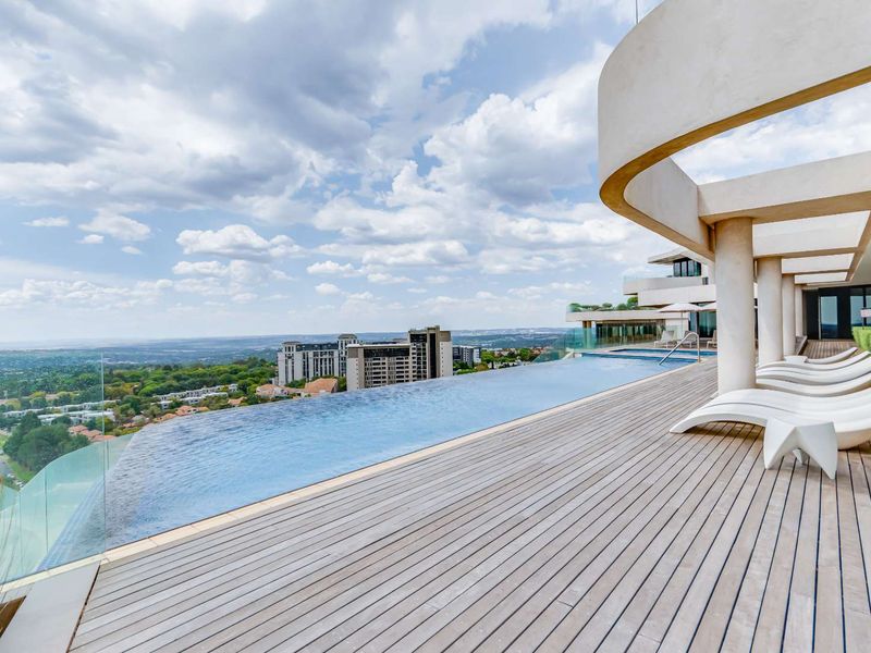 3 Bed Furnished Apartment for Rent in Morningside - Photo 4