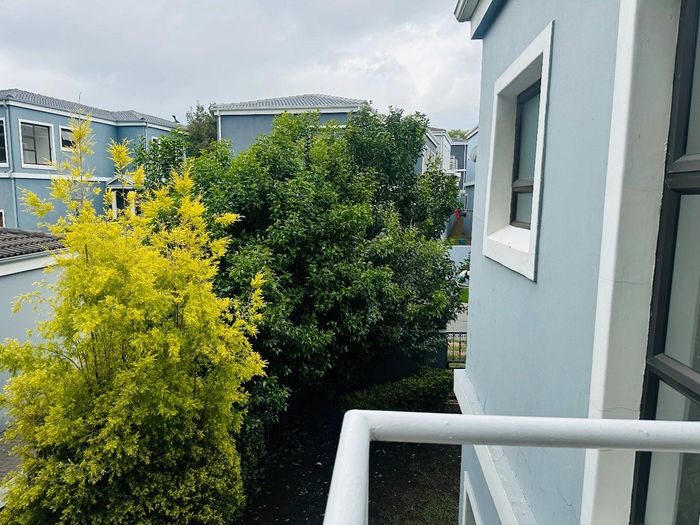 Property #2495359, Townhouse Rental Monthly in Carlswald