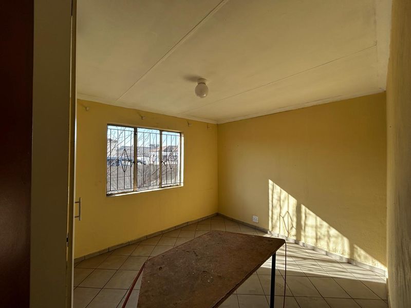 3 bed property - Photo 3