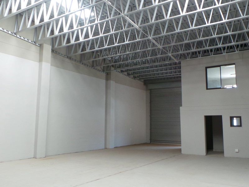 Industrial Warehouse Unit close to Weighbridge - Photo 3