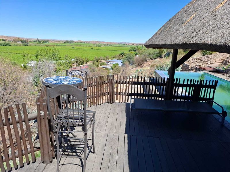 ENDLESS POSSIBILITIES! HOME WITH CHALETS AND PANORAMIC VIEWS. - Photo 4