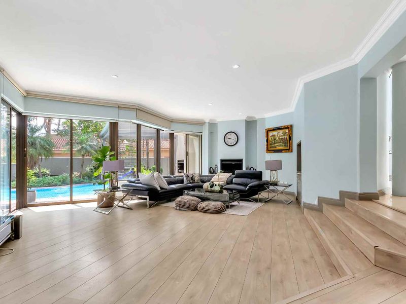 MODERN SPACIOUS AND STYLISH HOME - Photo 5