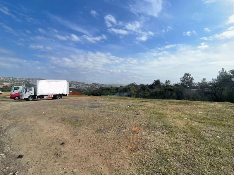 Secure 3,500m2 Truck Yard | Large Fleet Parking Facility | Ideal for Logistics & Transport Companies - Photo 7