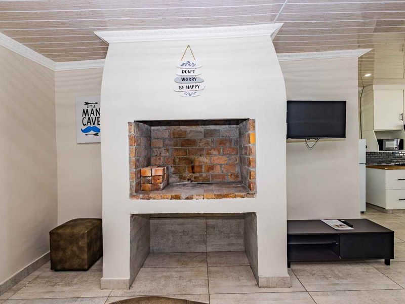 La Bella Vida Self Catering Apartments - Photo 10