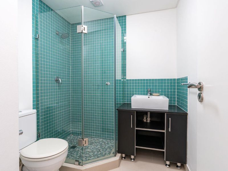 Great City Apartment - Photo 10