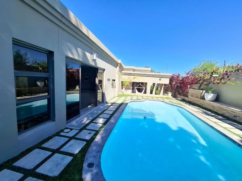 Luxury home in Auasblick - Photo 4