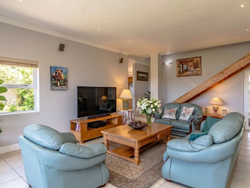 House For Sale in Karmosyn Vleesbaai with Dual Living - Photo 7