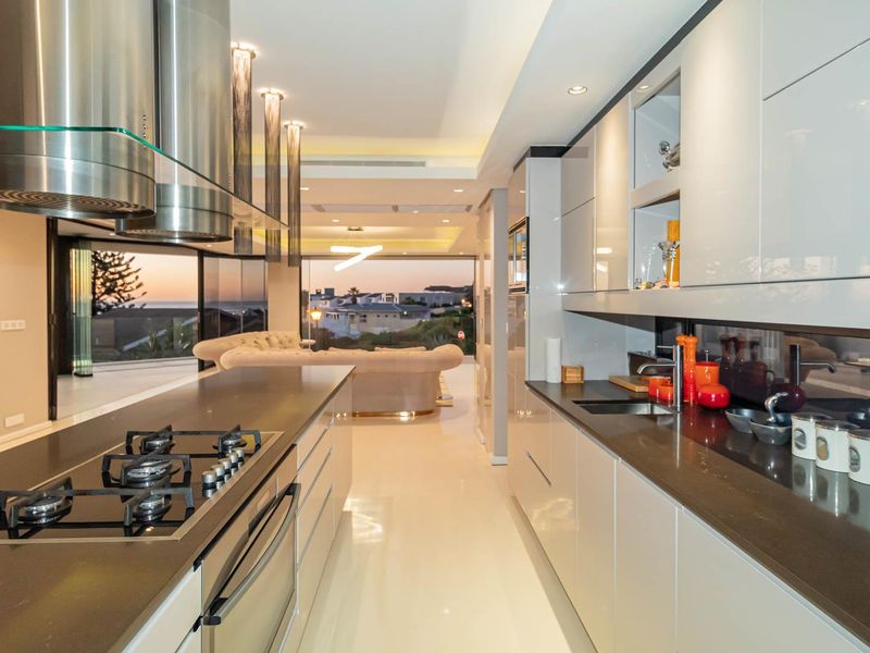 DESIGNED WITH DISTINCTION - Photo 8