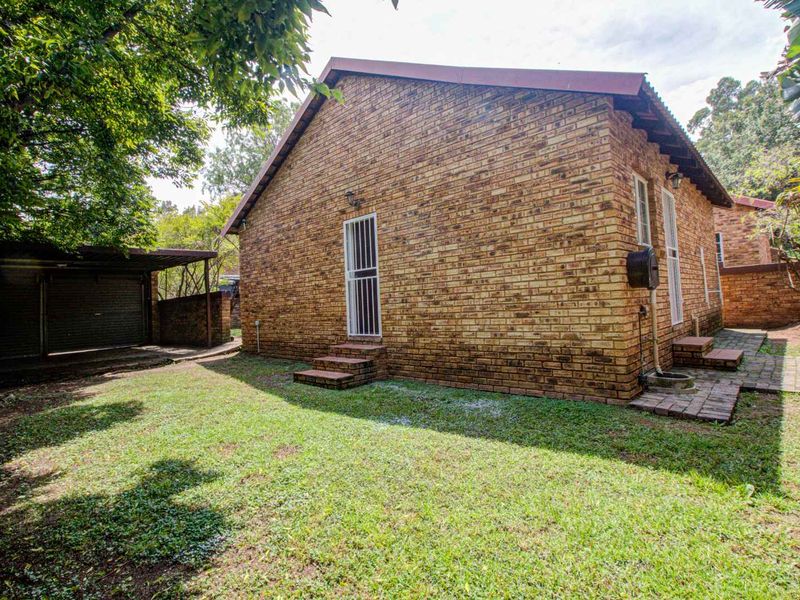 Ready to Welcome You Home! - Photo 3