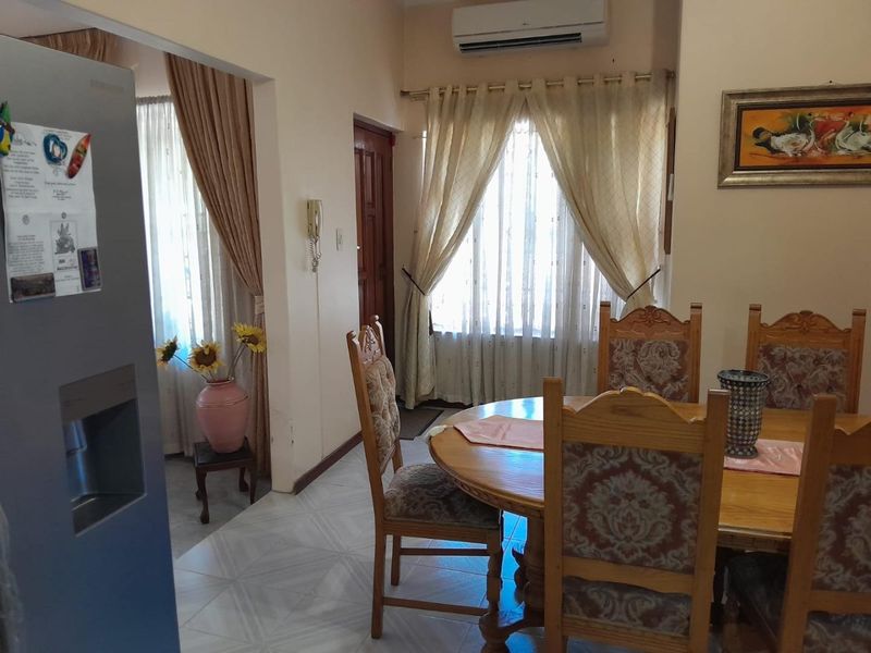 3 Bedroom House for sale in Silverglen - Photo 7