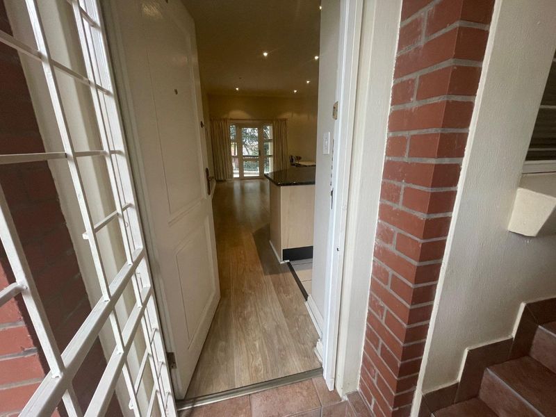 UNFURNISHED TWO BEDROOMS - Photo 4