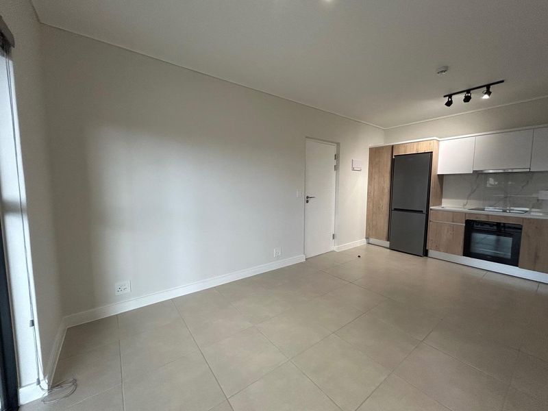 Modern 1 Bedroom Apartment in De Aan-Zicht Estate, Richwood - Photo 5