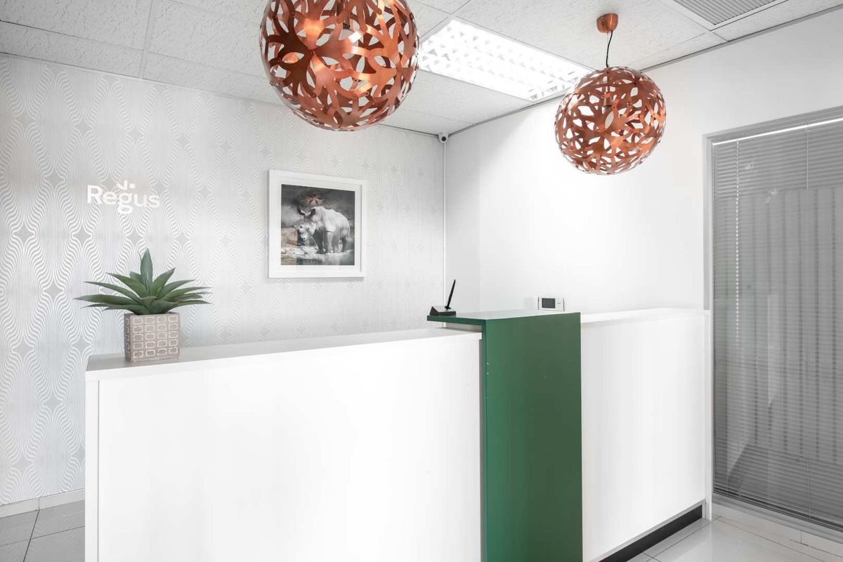 Open plan office space for 10 persons in Regus North West Province - Photo 3