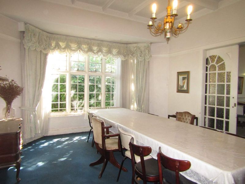 Endless Potential: Heritage Property on Young Ave Awaits You - Photo 8