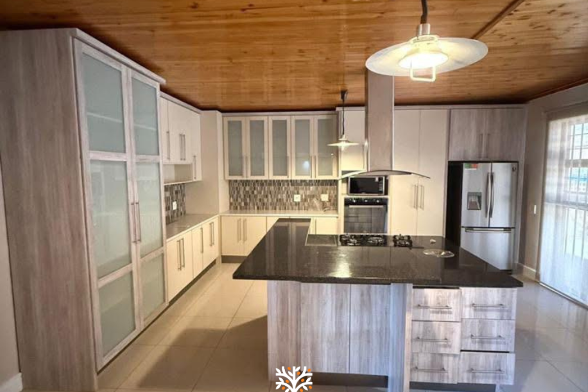 House For Sale in Pionierspark | N$4 100 000.00 - Photo 2