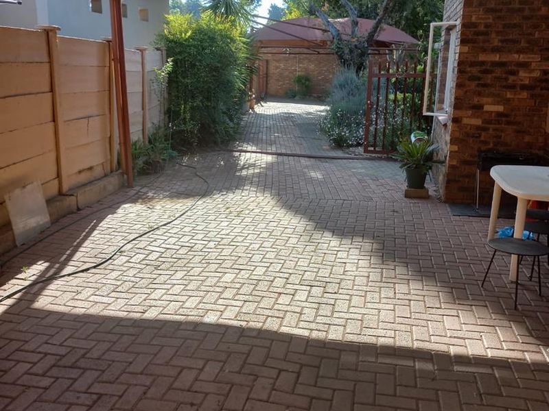 2 Bedroom garden cottage - Photo 3