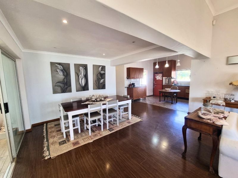 Coastal Charm Meets Family Comfort - Photo 5