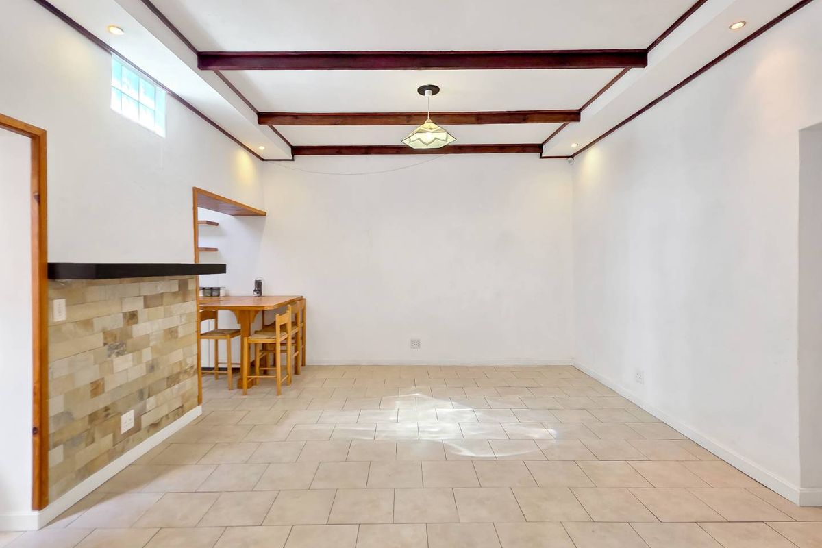 2 bedroom home in the heart of Bo-Kaap with mountain views - Photo 5