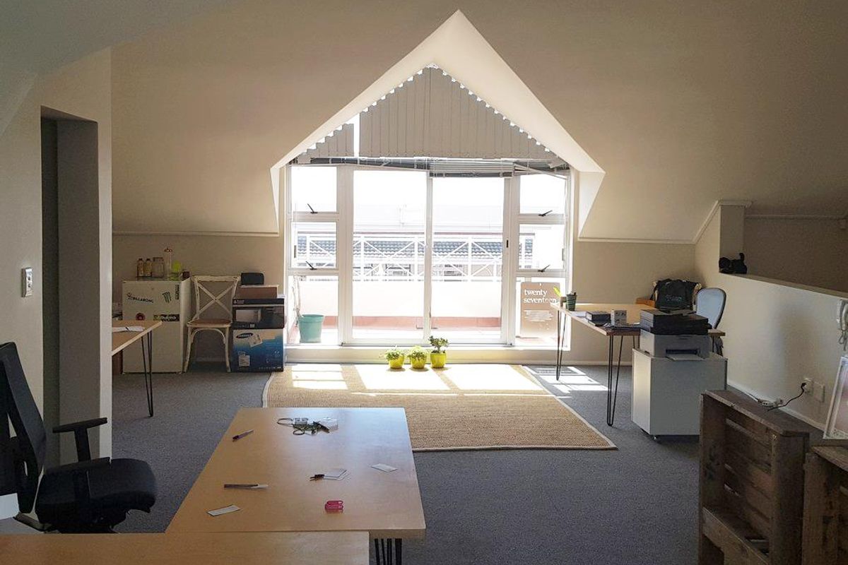 Loft Office in Westlake Square - Photo 4