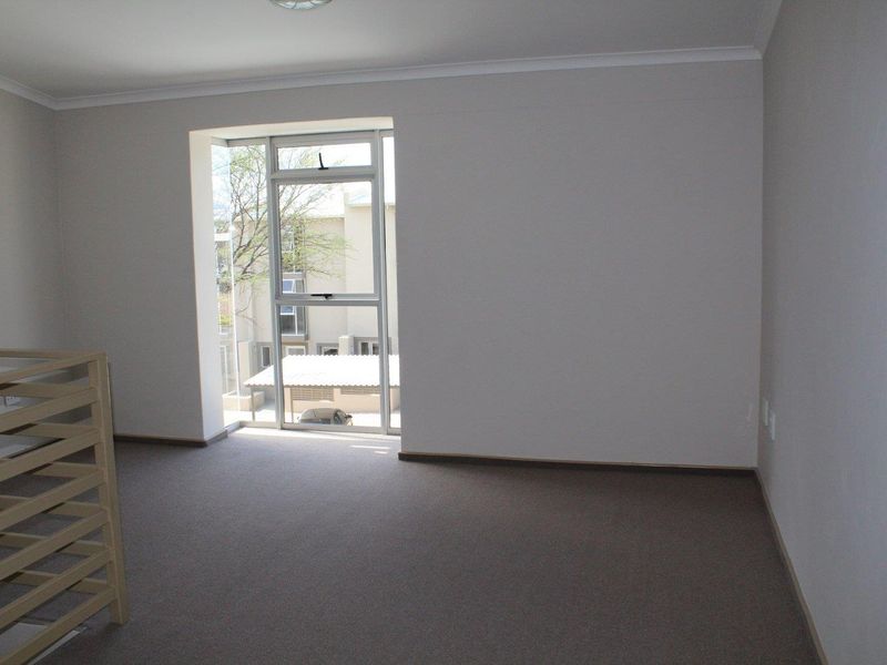 Eureka Court Spacious Apartment - Photo 8