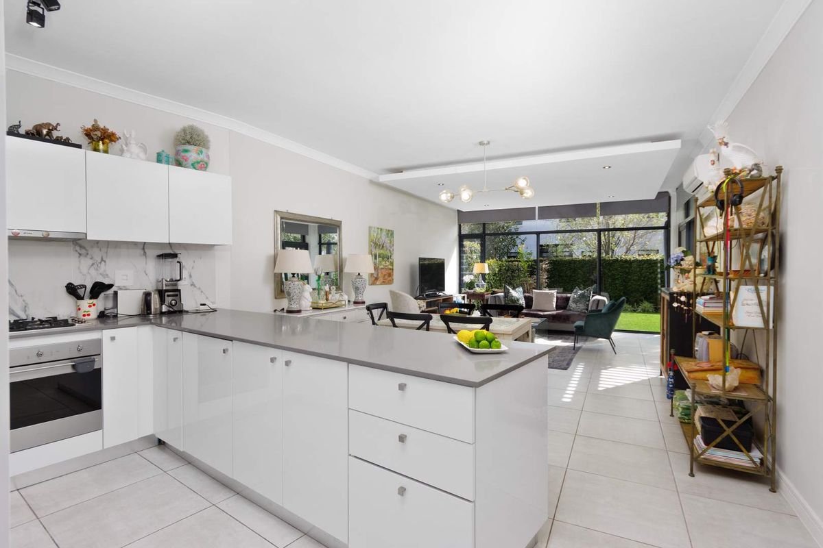 North-Facing & Naturally Bright - Photo 2