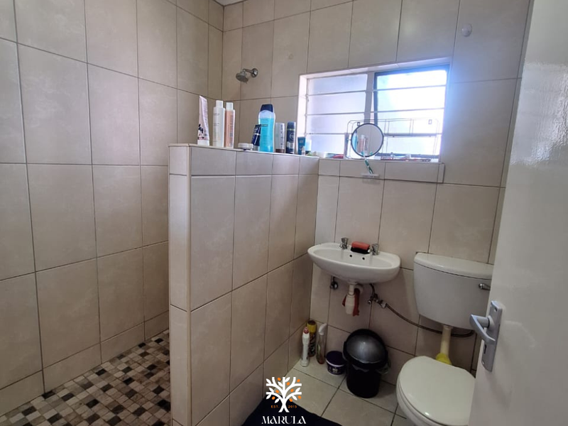 2-BEDROOM APARTMENT | KLEIN WINDHOEK, WINDHOEK - Photo 8