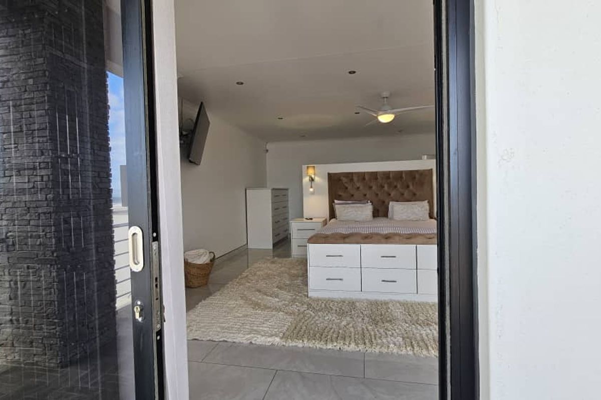 Swakopmund,Mile 4 | Stunning Sea View Home – Unique and Spacious with Modern Finishes - Photo 5