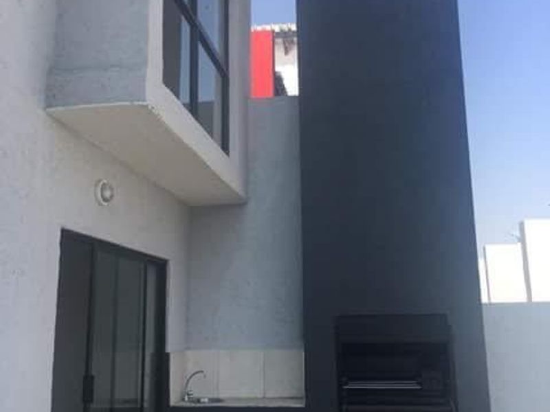 2 Bedroom Apartment for Sale- Okahandja - Photo 2