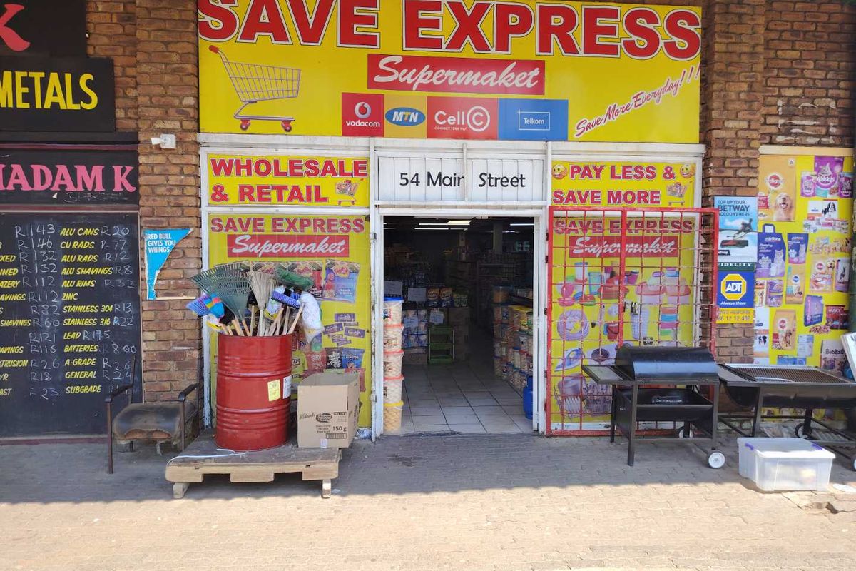 Prime Commercial Property - Photo 2