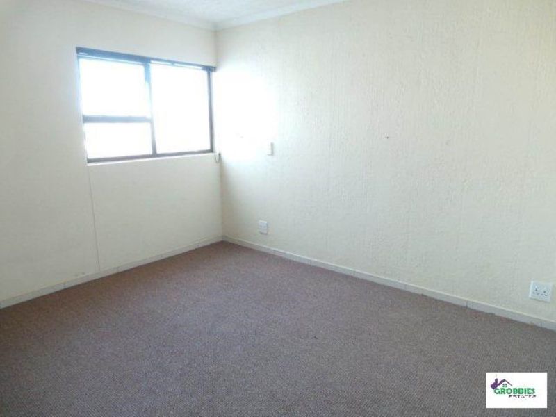 3 bedrooms Townhouse in Walvis Bay Central - Photo 7