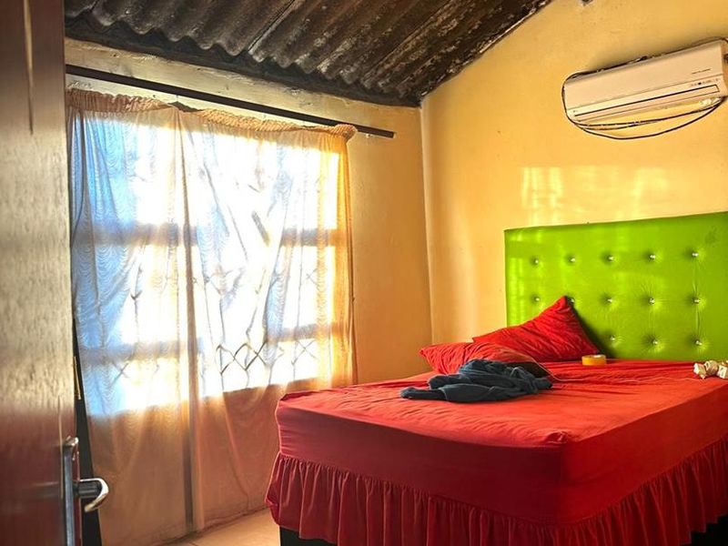 Comfortable 2-Bedroom Home in Esikhawini - Photo 4