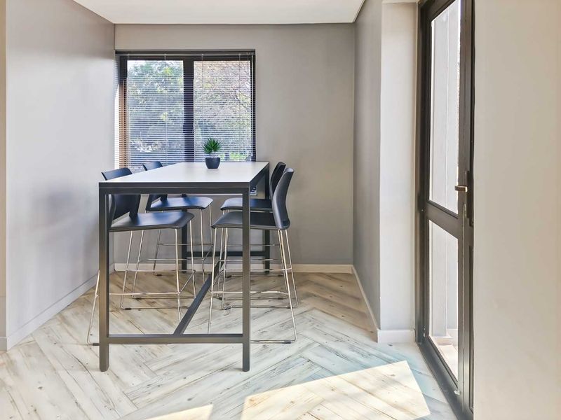 Discover many ways to work your way in Regus Darrenwood Randburg - Photo 10