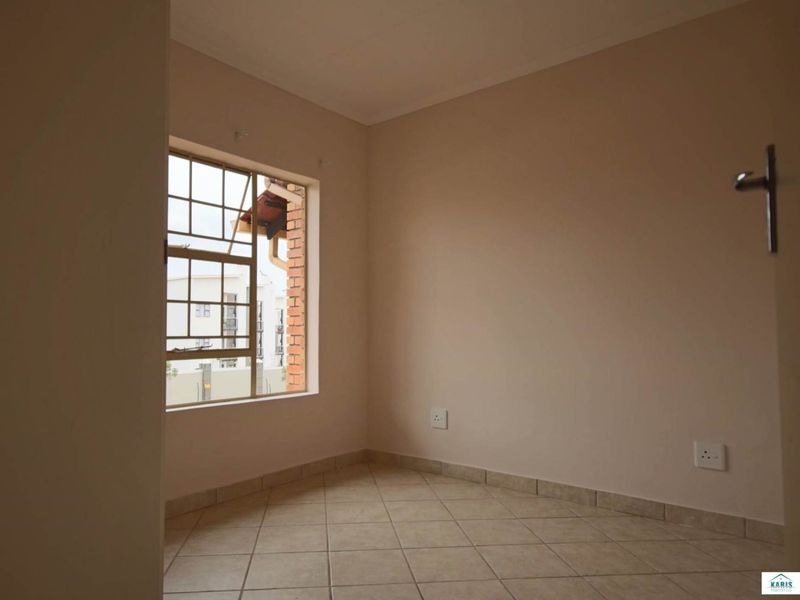 2 Bedroom Ground Floor Apartment. - Photo 7