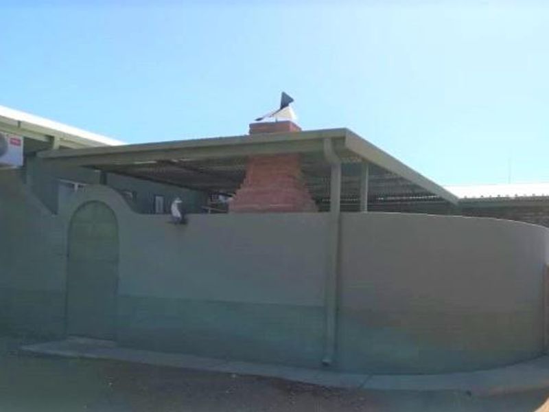 House with Flat for Sale in Westdene, Keetmanshoop - Photo 8