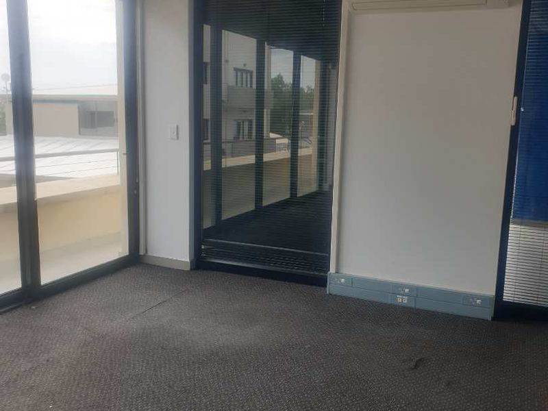 Offices to rent near Maerua Mall - very well located. - Photo 6