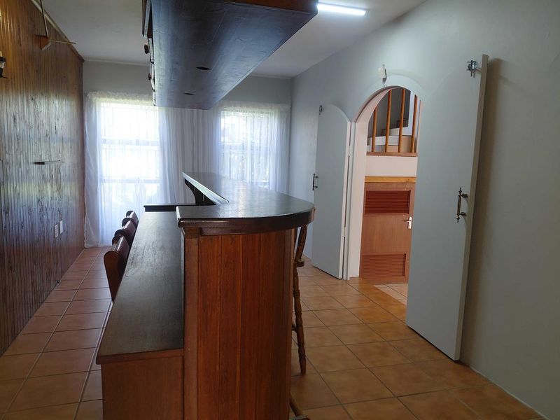 FAMILY HOME! MAKE AN OFFER! - Photo 5