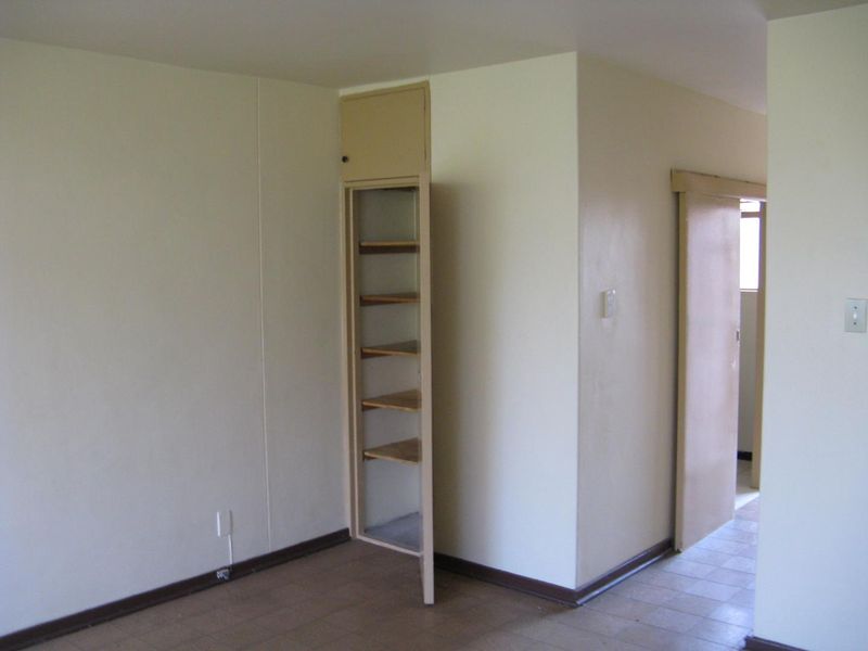 BACHELOR FLAT TO RENT IN SUNNYSIDE - Photo 7