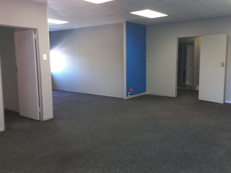 Office vacancy near Greenacres, available immediately! - Photo 5