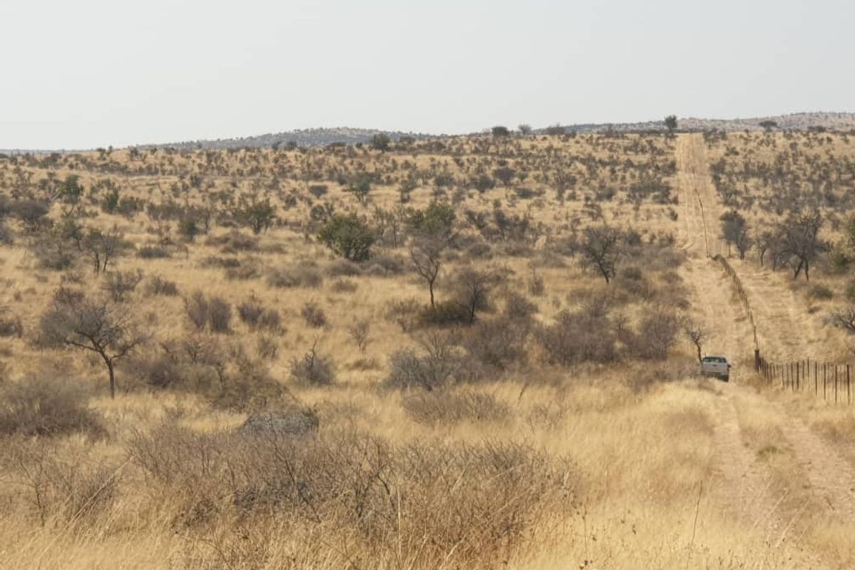 MANY HILLS - PLOT WITH 2 HOUSES FOR SALE - Photo 4