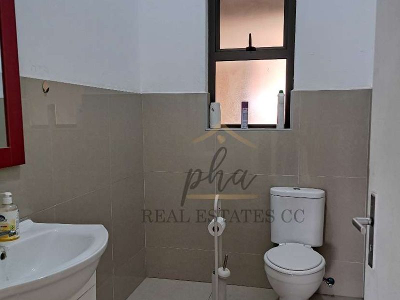 Business Premises with flat for sale in Central Walvis Bay - Photo 9