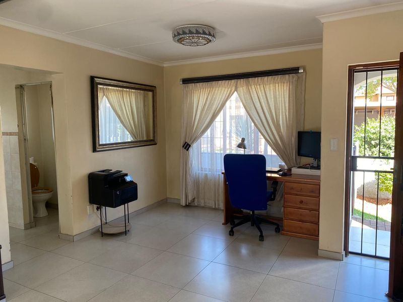 3 Bedroom Meyersig bargain home! - Photo 10