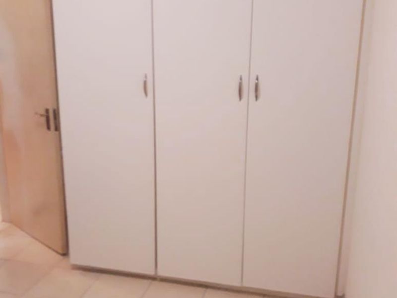 A MODERN APARTMENT - Photo 5