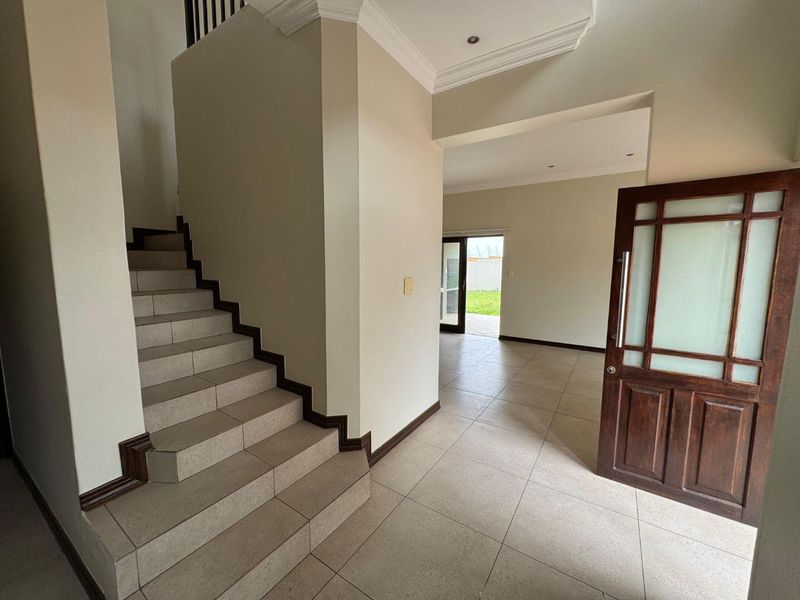 3 Bedroom Houses For Sale in Thatchfield, Centurion - Photo 3